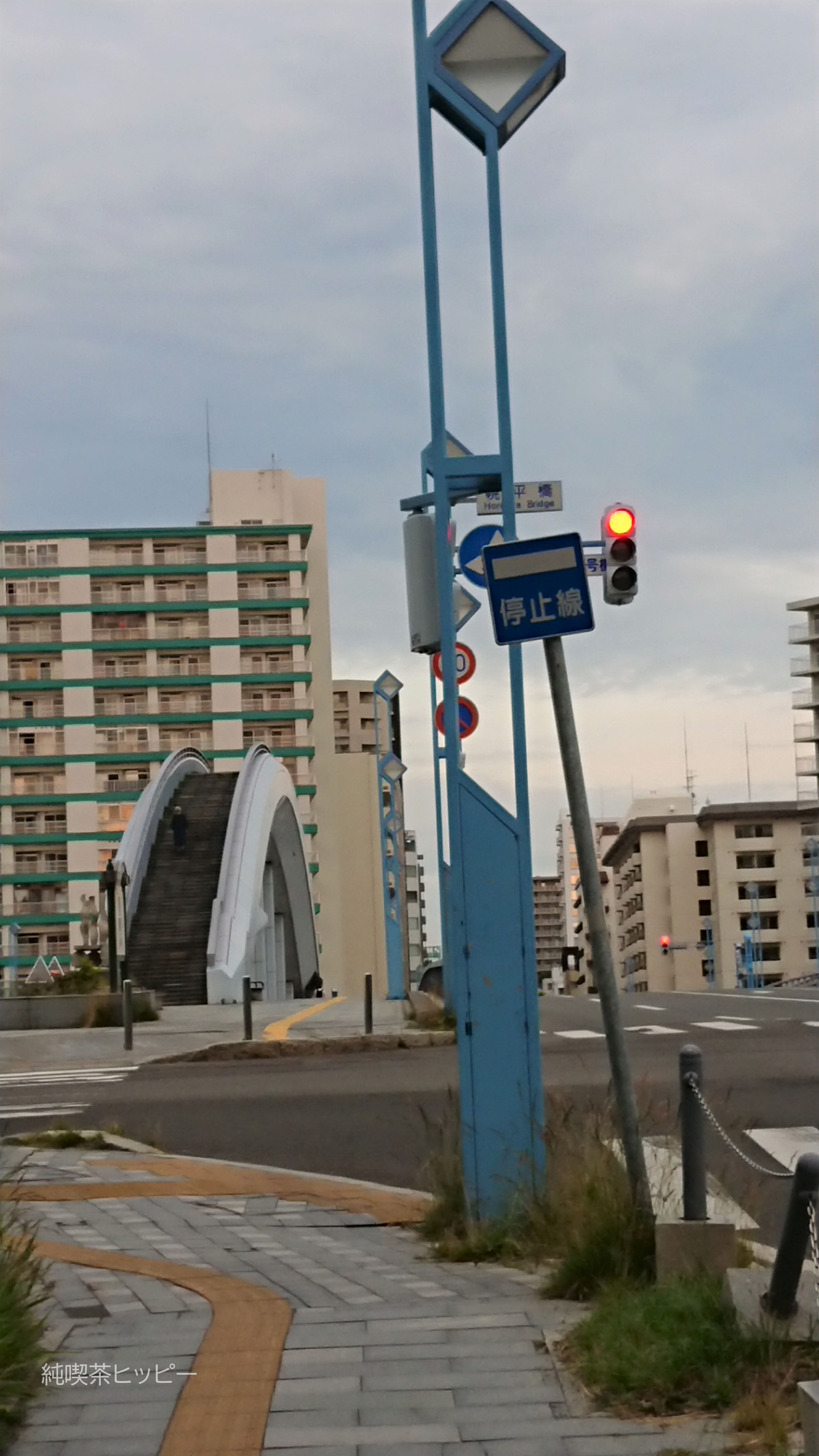 DSCPDC_0003_BURST20220621182533491_COVER