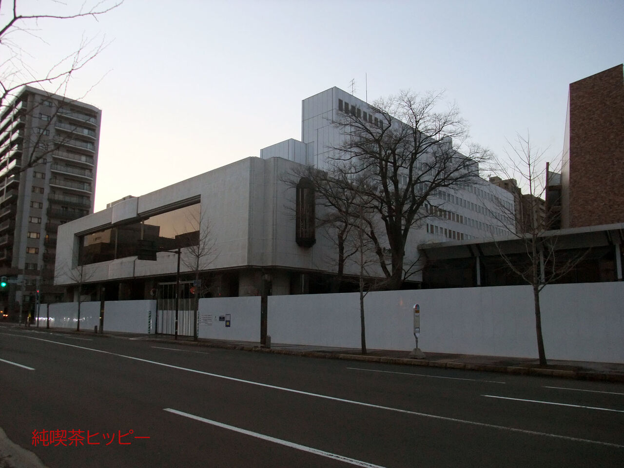 f:id:jkhippie:20200405091504j:plain f:id:jkhippie:20200405091504j:plain