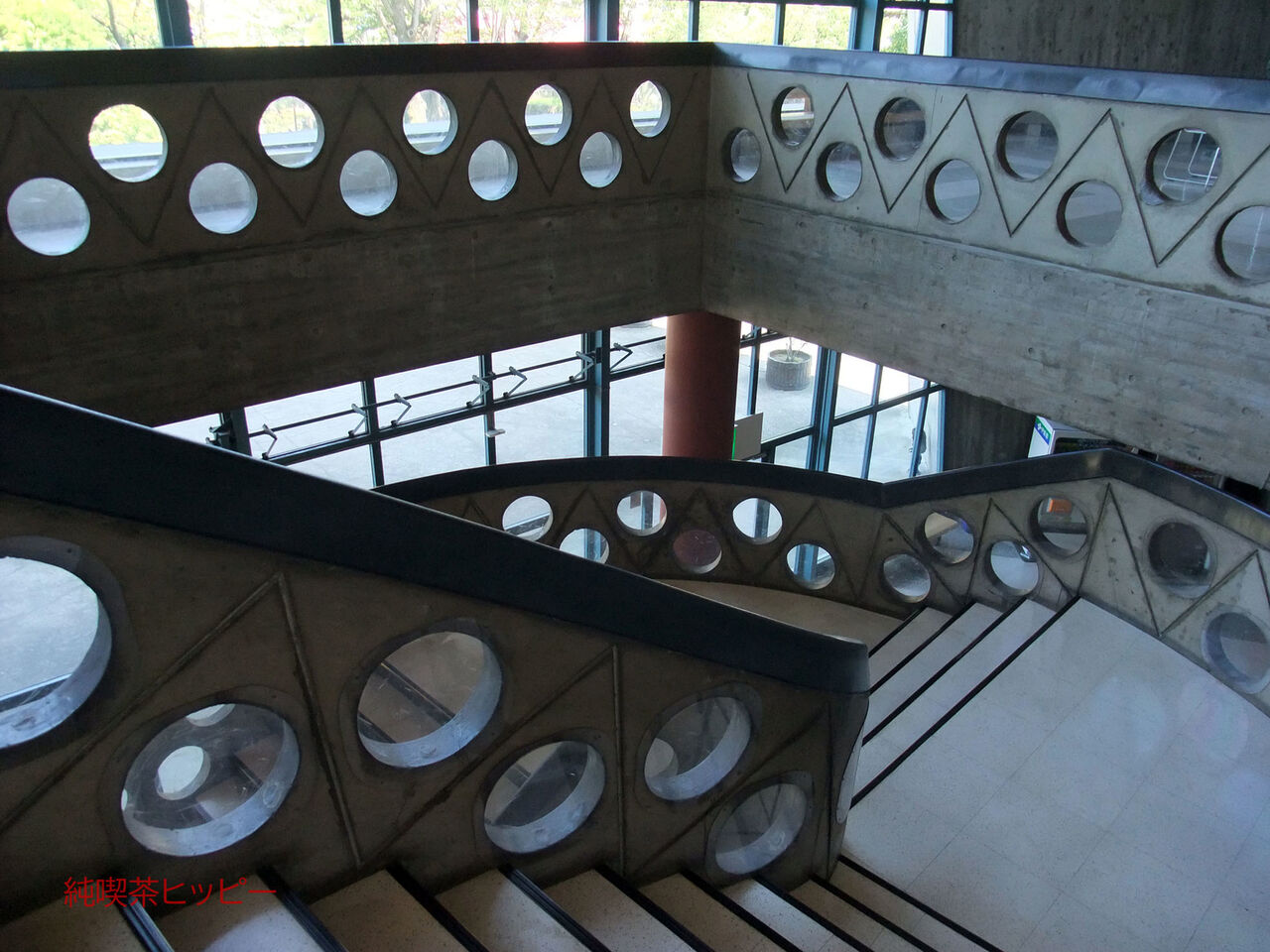 f:id:jkhippie:20200224221539j:plain f:id:jkhippie:20200224221539j:plain